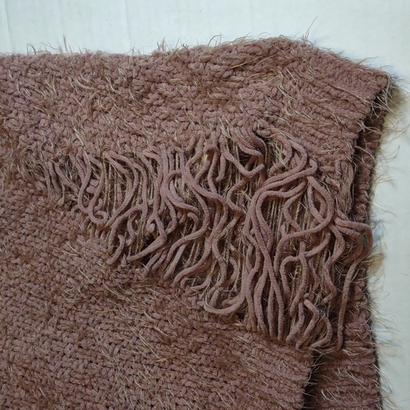 Hem & Thread fuzzy oversized pullover sweater - Picture 4 of 8